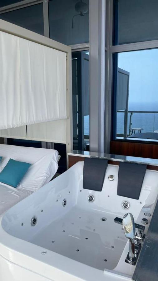 Damac Al Jawharah Tower Apartments Джеда Екстериор снимка